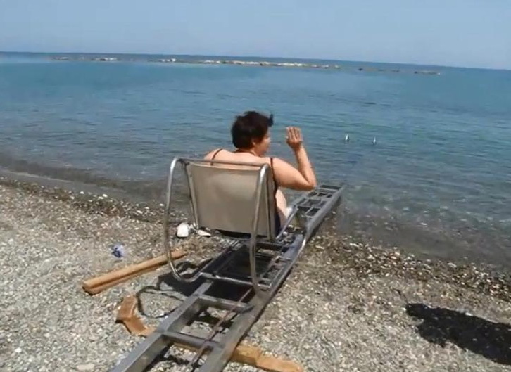 Греческие инвалиды смогут самостоятельно купаться в море